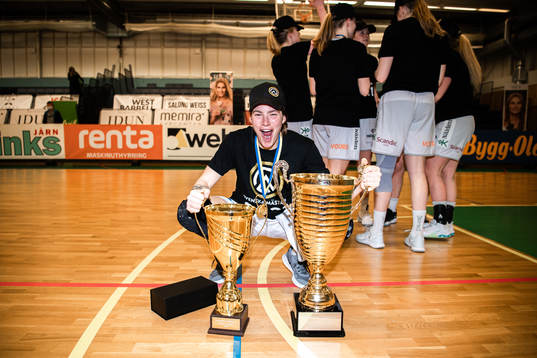 Luleås Maggie Lucas jublar över SM-guldet