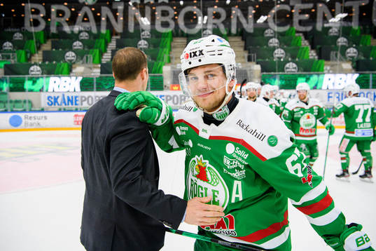 Rögles Leon Bristedt jublar