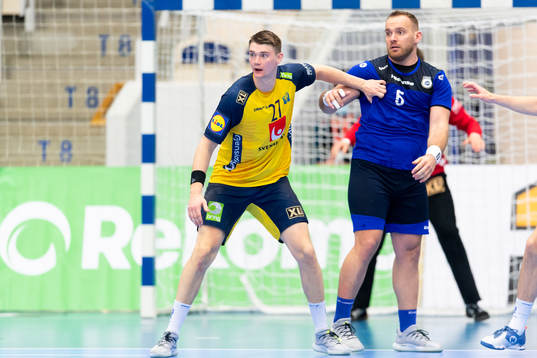 Sveriges Oskar Sunnefeldt och Kosovos Kastriot Jupa