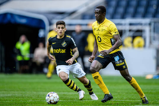 s Nicolas Stefanelli och Elfsborgs Maudo Lamine Jarjué