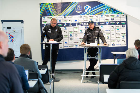 Halmstads tränare Magnus Haglund och IFK Göteborgs