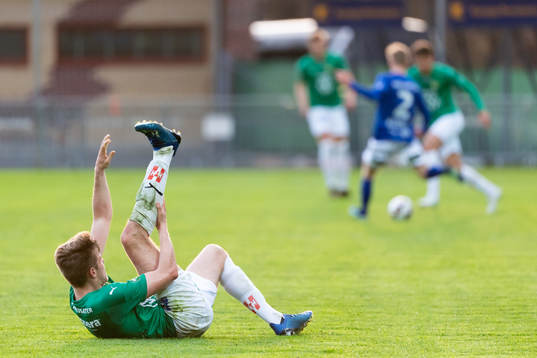 Jönköpings Daniel Strandsäter får kramp