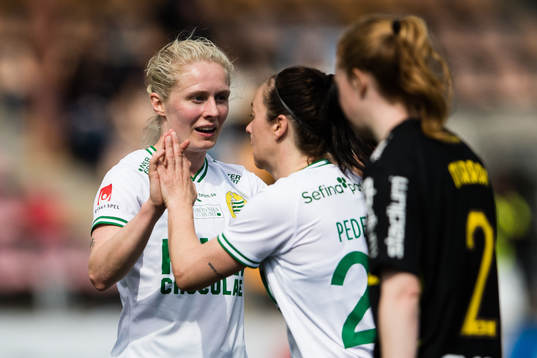 Hammarbys Emilia Larsson och June Pedersen