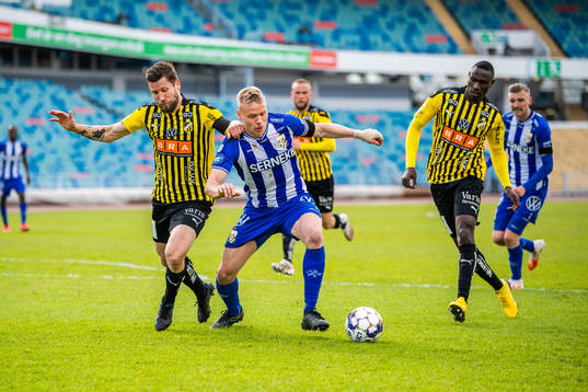 Häckens Joona Toivio och IFK Göteborgs Kolbeinn