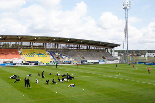 Falcon Alkoholfri Arena före fotbollsmatchen i Superettan