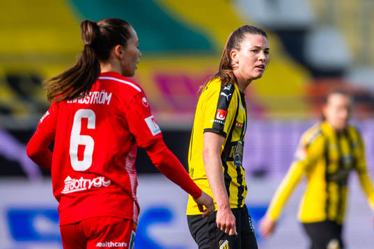 Häckens Pauline Hammarlund deppar