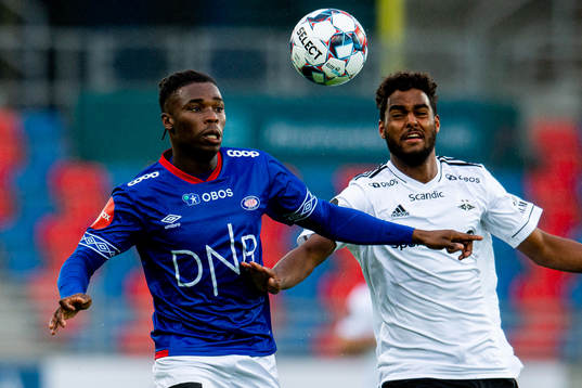 Sam Adekugbe of Vålerenga and Emil Ceide of Rosenborg