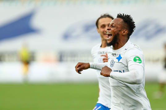 IFK Norrköpings Samuel Adegbenro jublar