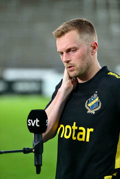 s Sebastian Larsson deppar och