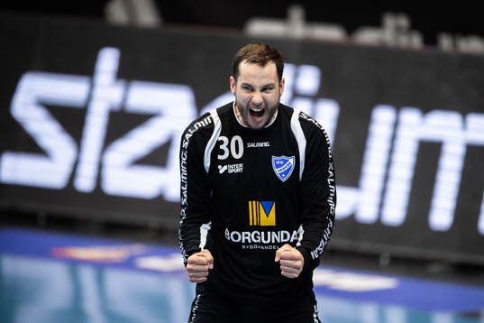 Skövdes målvakt Fabian Norsten jublar