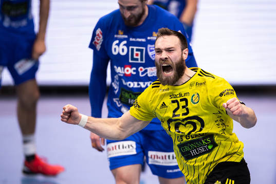 Sävehofs Henrik Tilsted jublar
