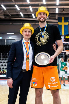 Norrköpings tränare Mikko Riipinen och Adam Ramstedt