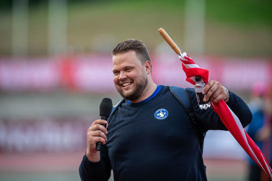Daniel Ståhl, Spårvägens FK, håller tal