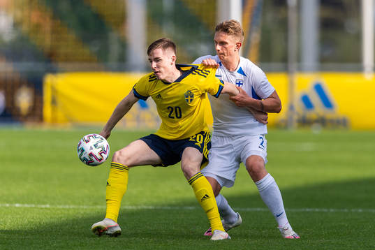 Patrik Wålemark of Sweden and Mikael Almén of Finland