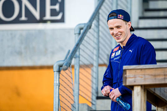 Karsten Warholm of Dimna IL