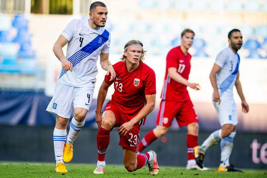Kyriakos Papadopoulos of Greece and Erling Braut Haaland of