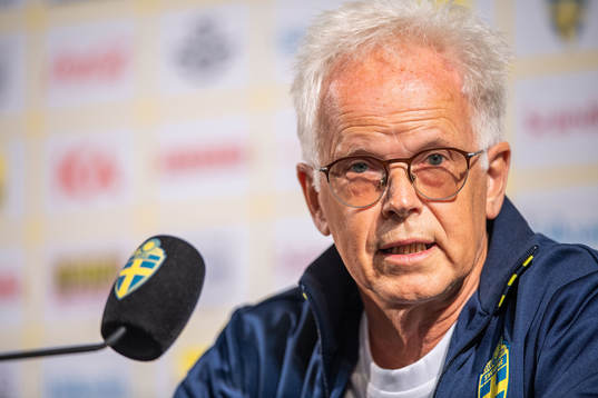 Team doctor Anders Valentin of the Swedish national