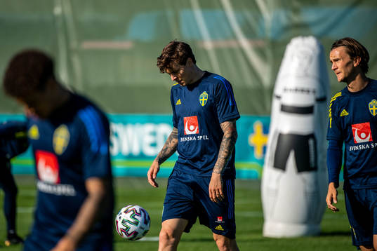 Viktor Nilsson Lindelöf of the Swedish national football