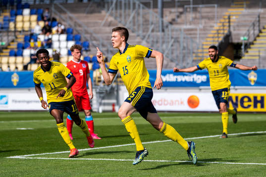 Emil Holm of Sweden celebrates 1-0