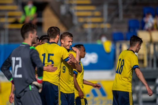 Emil Holm and Aiham Ousou of Sweden celebrates 4-0
