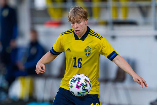 Daniel Svensson of Sweden