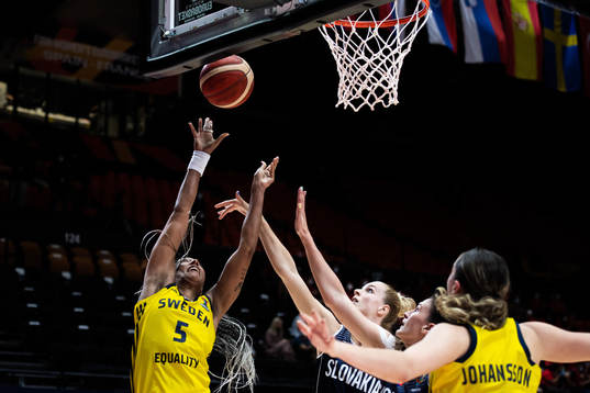 Kalis Loyd of Sweden