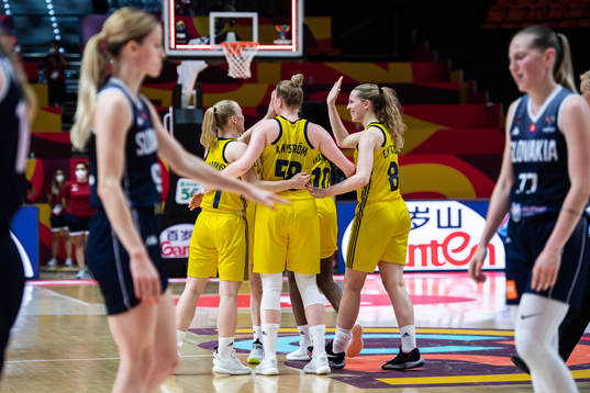Klara Lundquist, Alice Nyström and Ellen Nyström of
