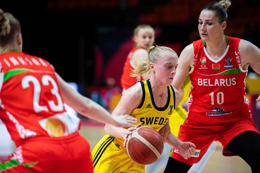 Anastasiya Verameyenka of Belarus and Klara Lundquist of