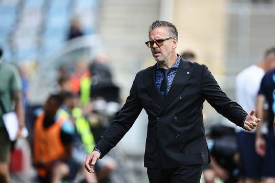 IFK Norrköpings tränare Rikard Norling  reagerar