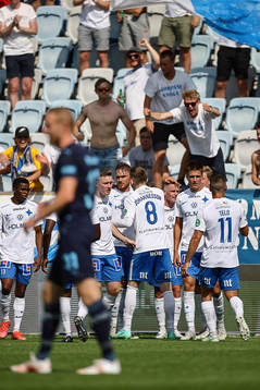 IFK Norrköpings spelare jublar
