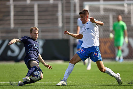 Malmö FFs Oscar Lewicki och IFK Norrköpings Carl Björk