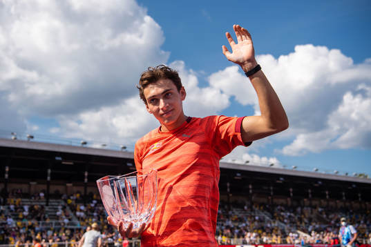 Armand Duplantis of Sweden get awarded Jerringpriset