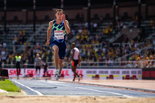 Thobias Montler of Sweden
