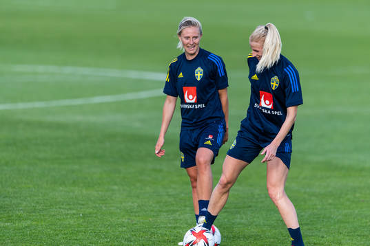 Rebecka Blomqvist och Sofia Jakobsson