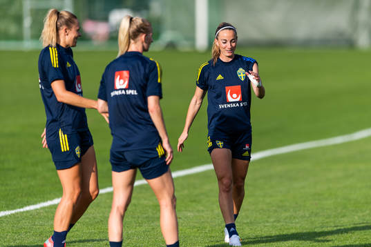 Fridolina Rolfö, Sofia Jakobsson och Kosovare Asllani