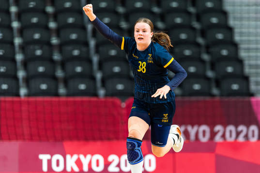 Elin Hansson of Sweden celebrates in the women's handball