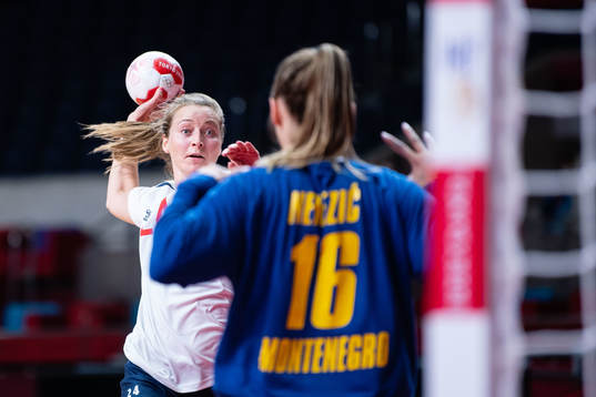 Sanna Solberg Isaksen of Norway compete in the women's
