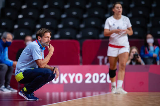 Tomas Axnér, head coach of Sweden compete in the women's