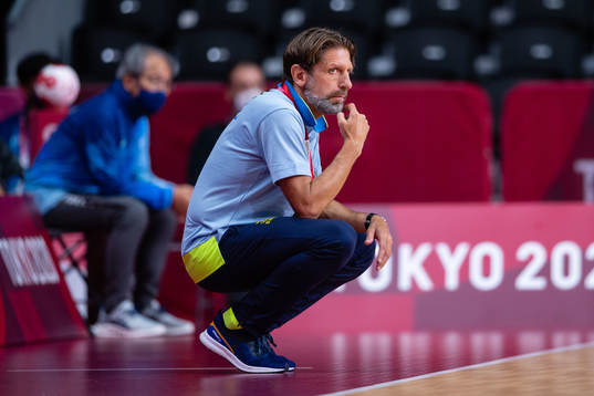 Tomas Axnér, head coach of Sweden compete in the women's