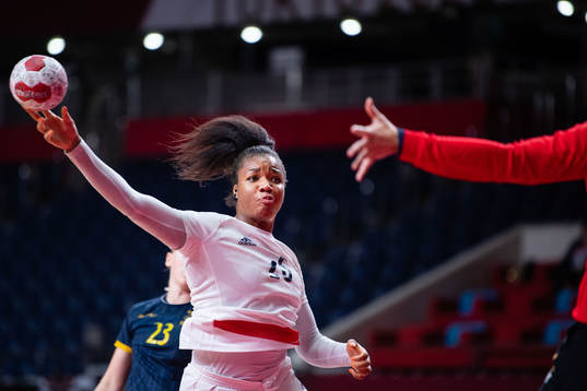 Pauletta Foppa of France compete in the women's handball