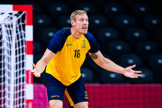 Fredric Pettersson of Sweden reacts in the men’s handball