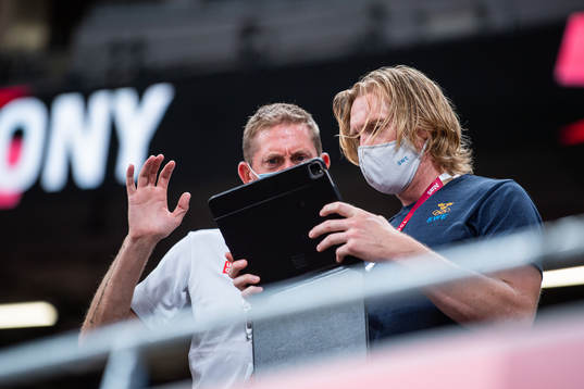 Coach Yannick Tregaro and coach Gustav Hultgren