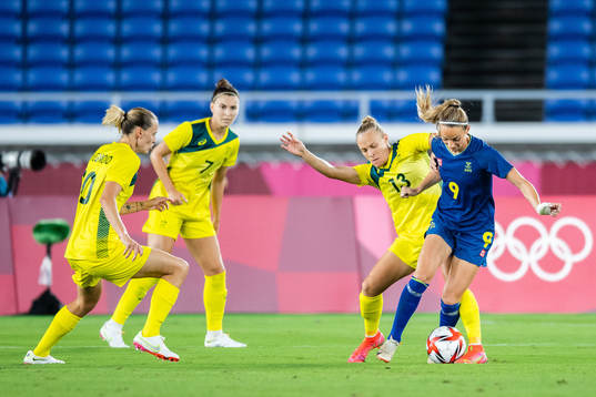 Tameka Yallop of Australia and Kosovare Asllani of Sweden
