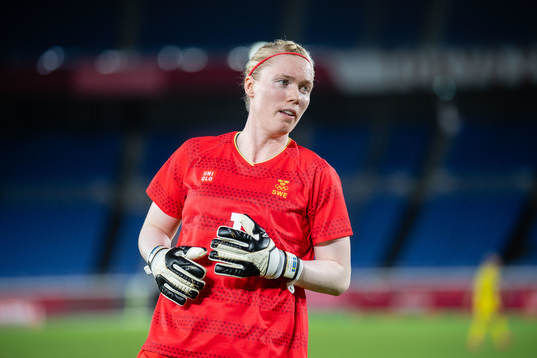 Hedvig Lindahl of Sweden in the women´s football match