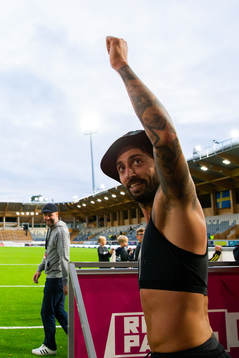 Örebros Nahir Besara jublar