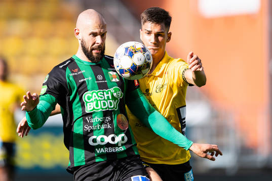 Varbergs Robin Simovic och Elfsborgs Amer Jusic