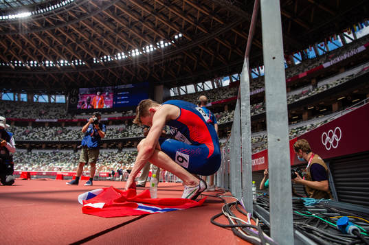 Karsten Warholm of Norway celebrates