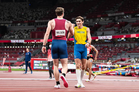 Christopher Nilsen of USA and Armand Duplantis of Sweden