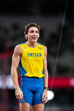 Armand Duplantis of Sweden reacts