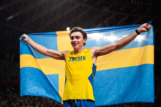 Armand Duplantis of Sweden celebrate his first place